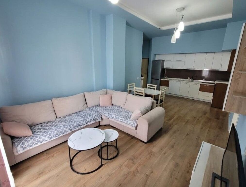 Affittasi appartamento 2+1 con veranda a Fresk