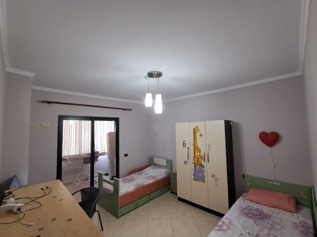 Jepet me qira apartament 2+1 te Markata, Durrës