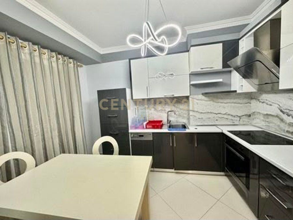 DUPLEX 3+1+3 IN AFFITTO – KODRA E DIELLIT 1 (ESPANSIONE)