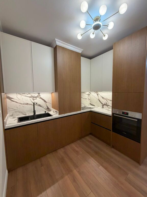 🏡 Jepet ME QIRA | Apartament 2+1+2 në Kompeksin Delijorgji ✨