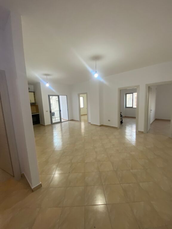 Apartment 3+1 empty for rent in Fresk !