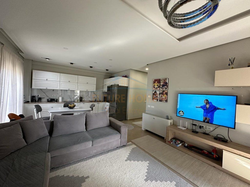 Shitet, Apartament 2+1+2+Post parkimi,Green City Residence, Unaza e Re