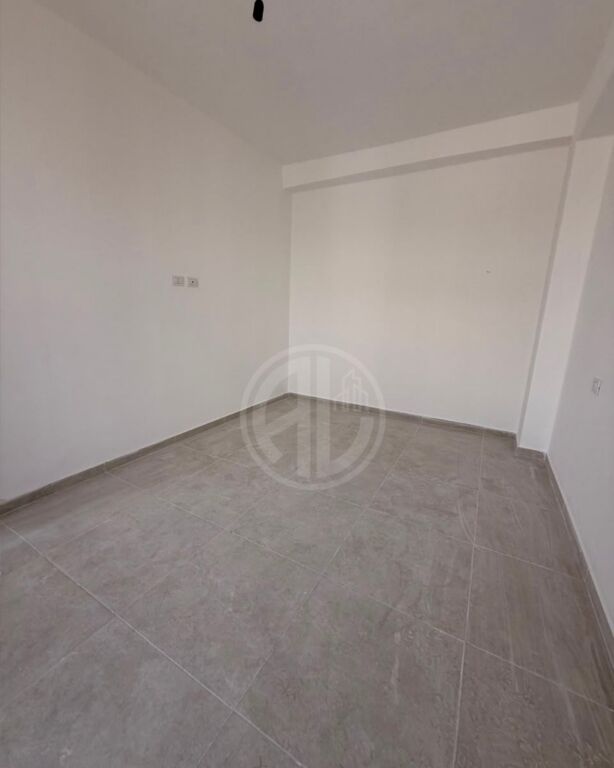 🏡 Garsoniere për Shitje – Mali i Robit,