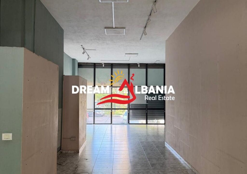 Jepet me Qira Dyqan 82 m² – Rruga Jorgo Plaku, pranë The Pearl Lounge (42711183)