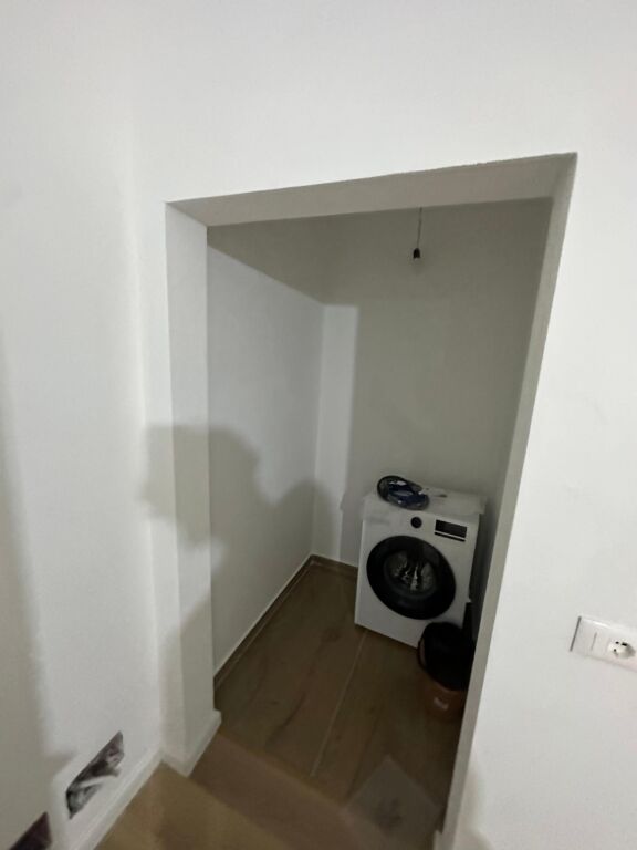 Rent | Vilë 1 + 1 | Rruga Sejdi Avdia | 300 €/month