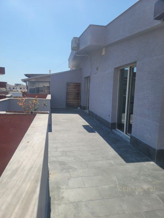 Appartamento 2+1 con veranda in affitto a Fresk!!