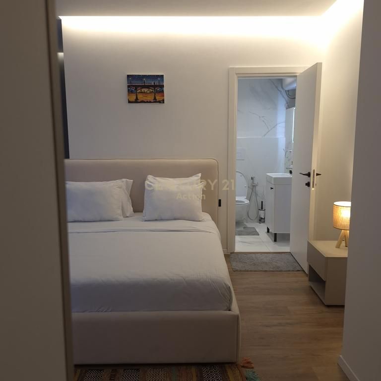 Shitet Apartament 2+1 !