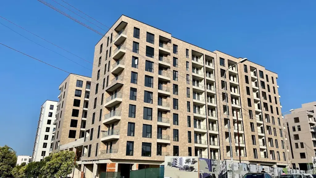 APARTMENT 2+1+2 + LARGE VERANDA — Erli Residence, Porcelan