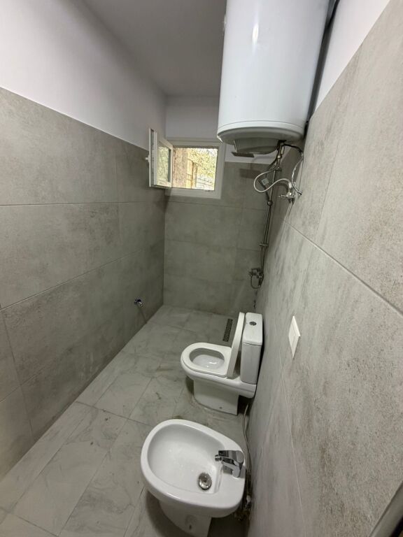 Apartament 2+1 me qira – Uzina e Autotraktorëve !