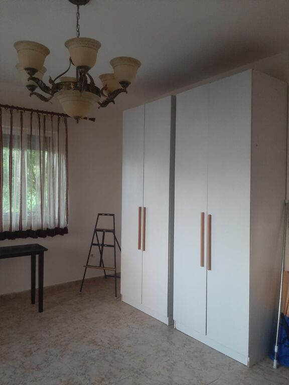 Rent | Shtëpi private 2 + 1 | Qytet Studenti | 450 €/month