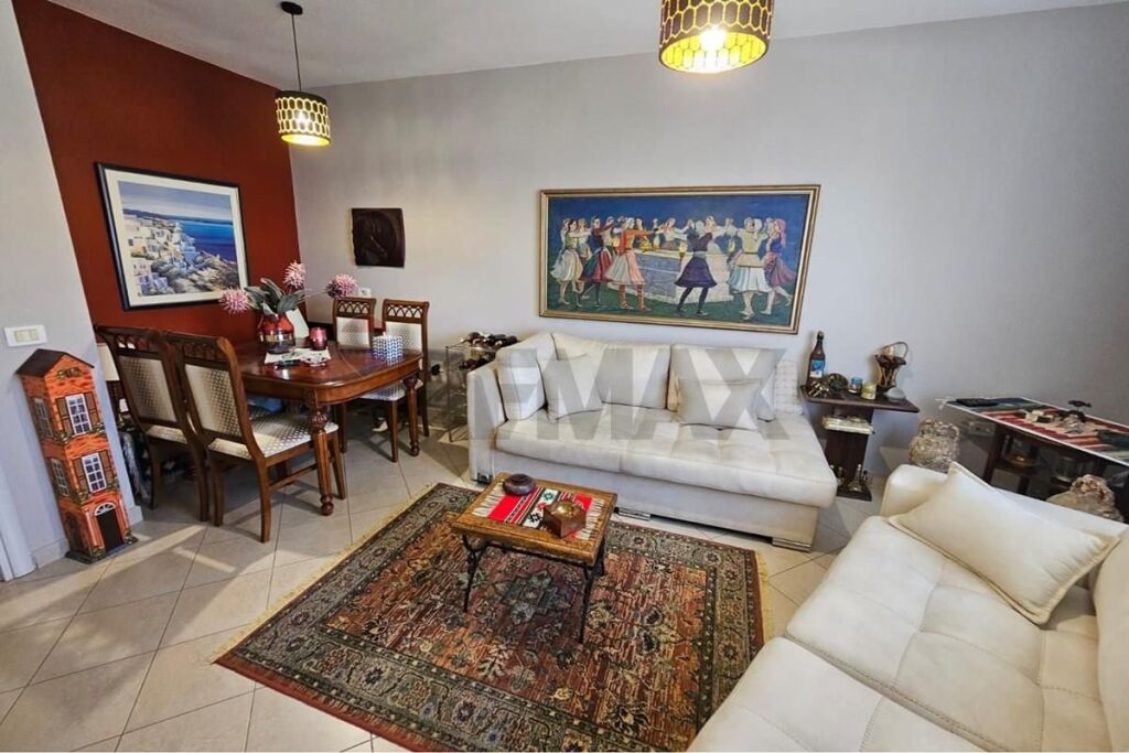 Apartament - Për Shitje - Rruga Ndre Mjeda, Tiranë