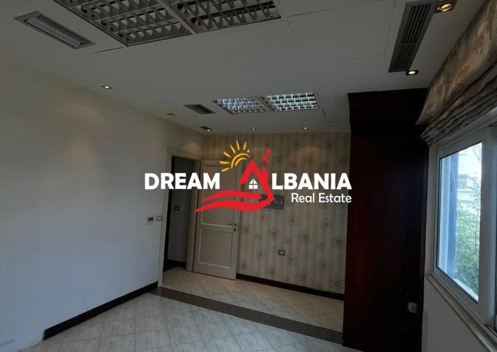 Shitet Apartament te Mine Peza prane Prokuroris  3+1 (ID4131506)
