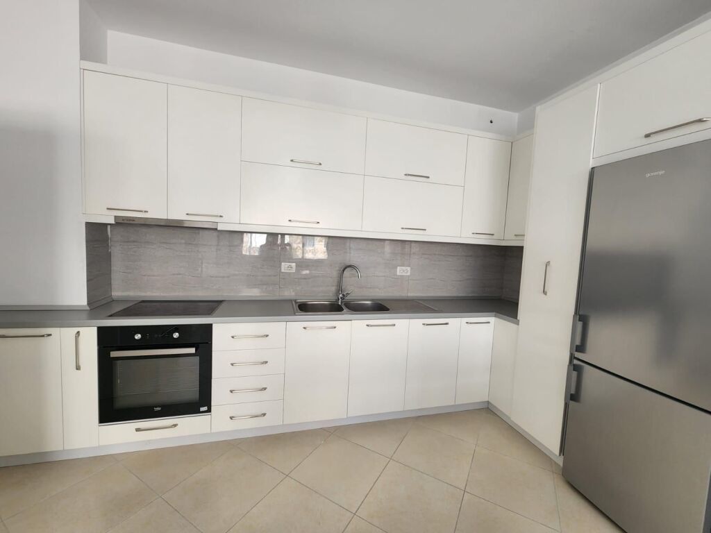 Appartamento 1+1 in affitto ad Astir !