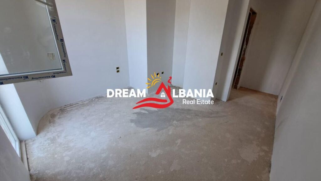 Apartament 2+1 ne shitje tek liqeni I thate prane Radisson Hotel ne Tirane (ID 5121001)