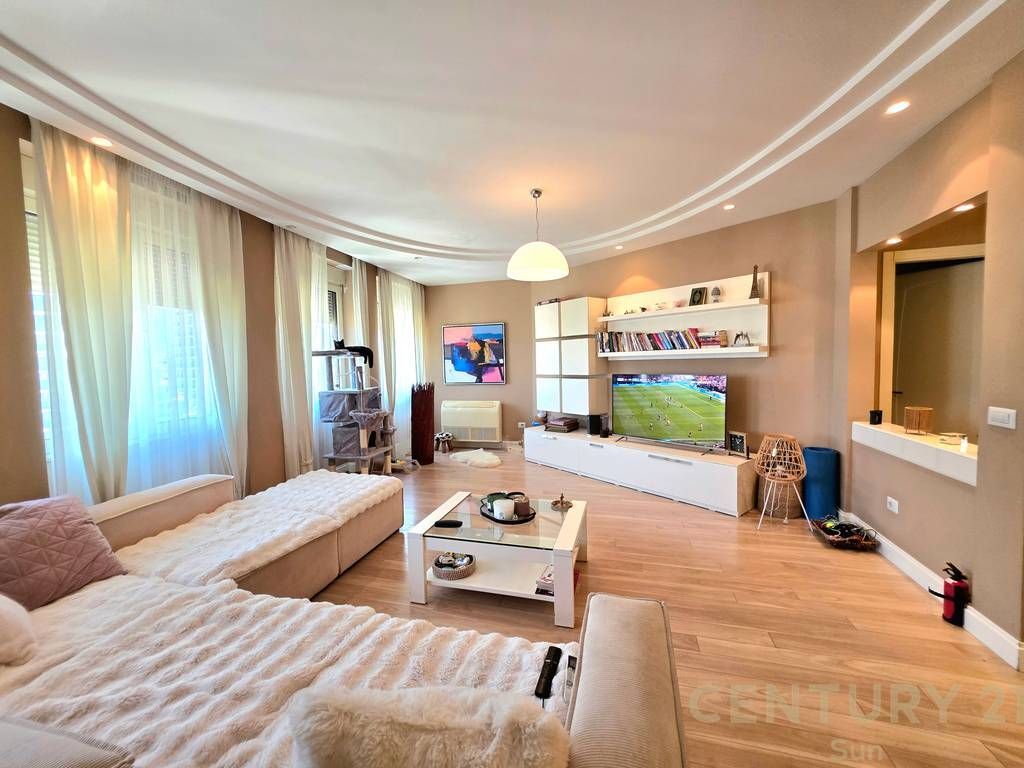 DUPLEX/PENTHOUSE FOR SALE NEAR THE ARTIFICIAL LAKE