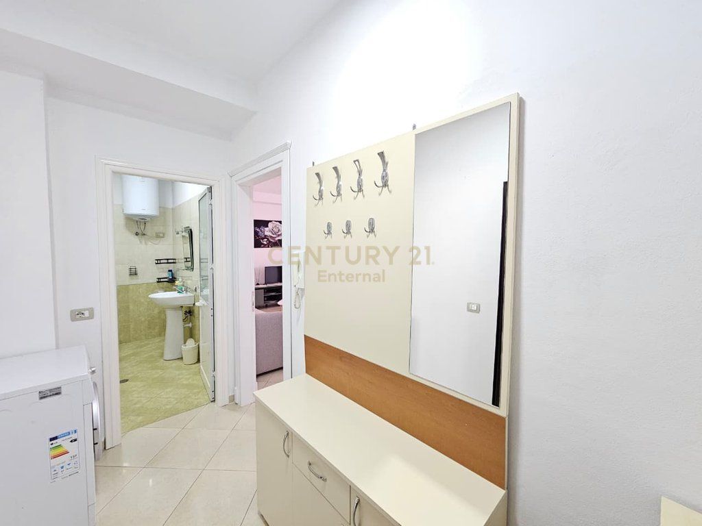   Apartament 2+1 me Qira tek Mine Peza
