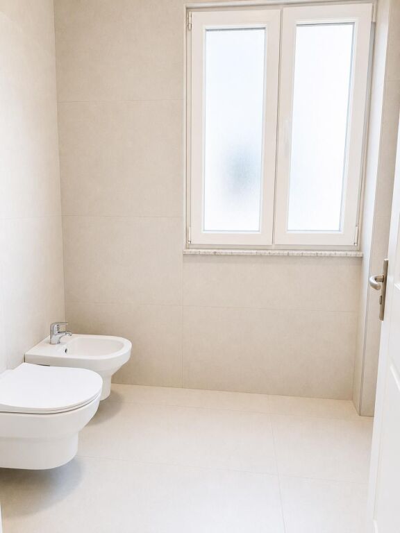 Apartament 2+1 per qera Nela 6 Yzberisht !
