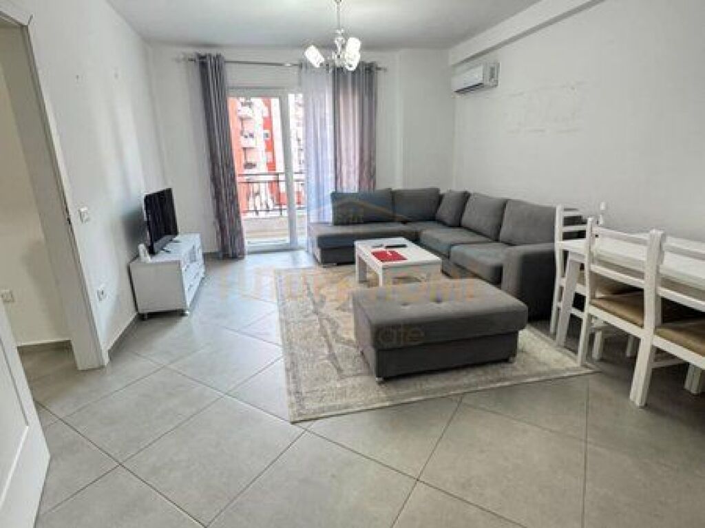 Qera, Apartament 2+1+2, Vila L 2, Unaza e Re