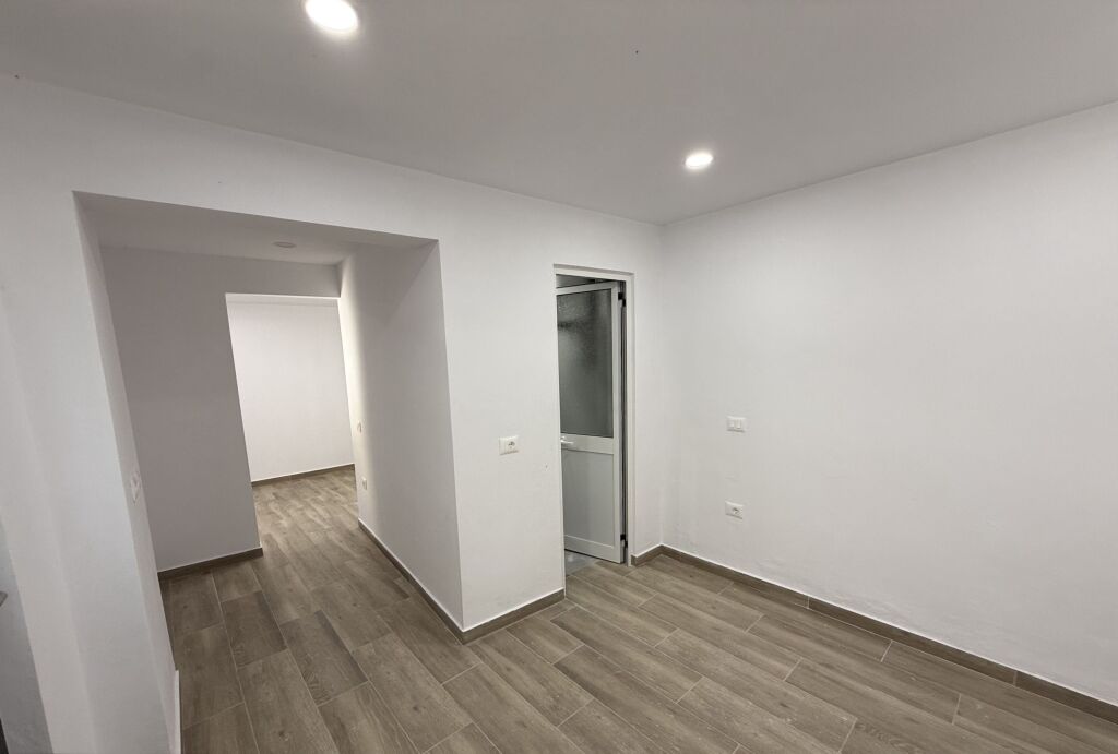 Qera | Garsoniere | Tregu Elektrik | 350 €/muaj
