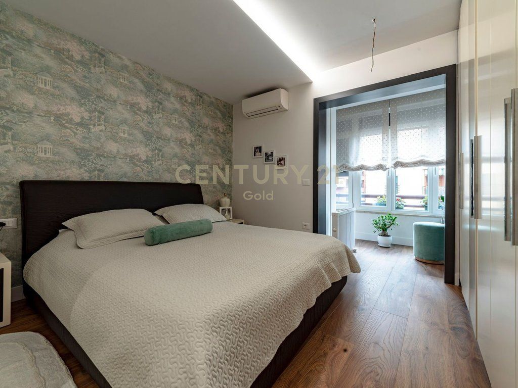 Apartament Luksoz me Qira në Zemër të Tiranës – Rruga e Barrikadave, pranë Sheshit Skënderbej 1,500 € /Muaj