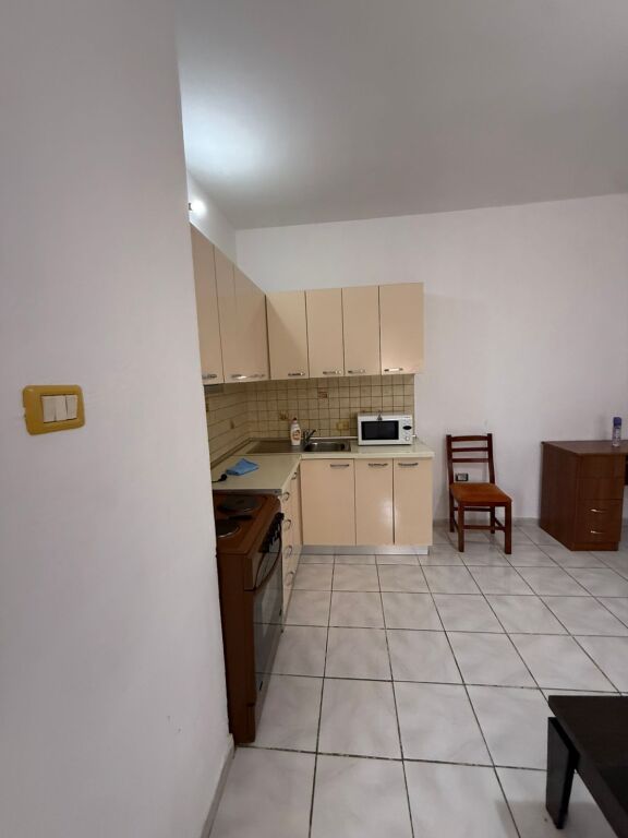 Qera | Shtëpi private 1 + 1 | Selvia | 400 €/muaj