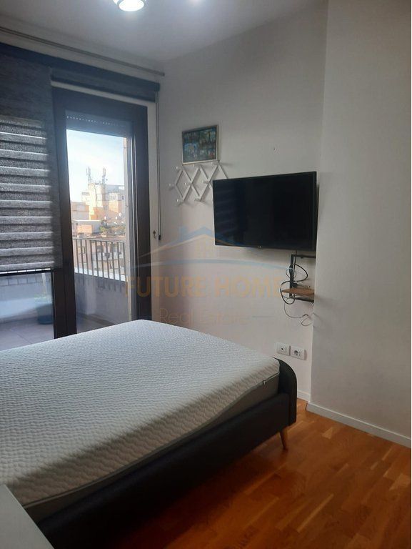 Affitto, Appartamento 1+1, Via Barrikadave, Tirana