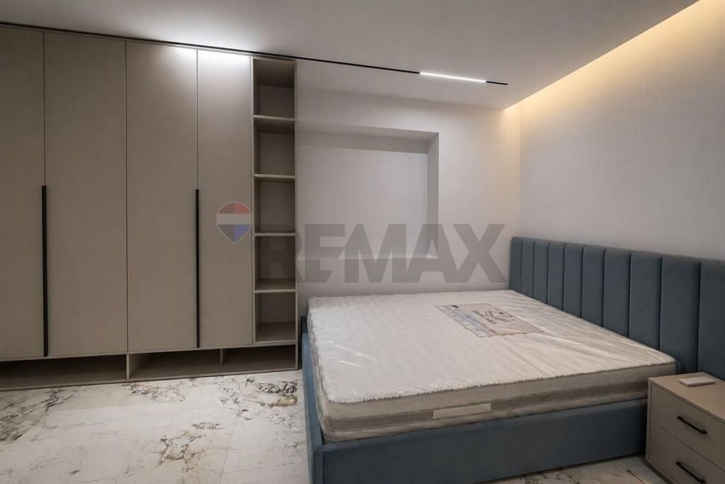2 Studios for sale ,M.Shyri