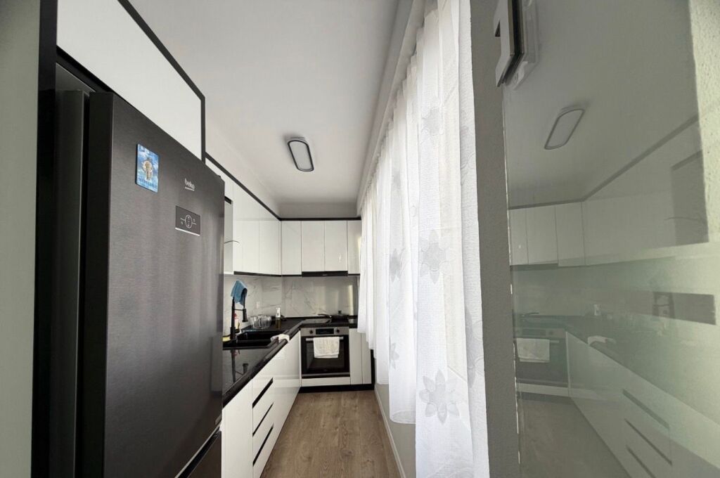 Rent | Apartament 2 + 1 | 21 Dhjetori | 750 €/month