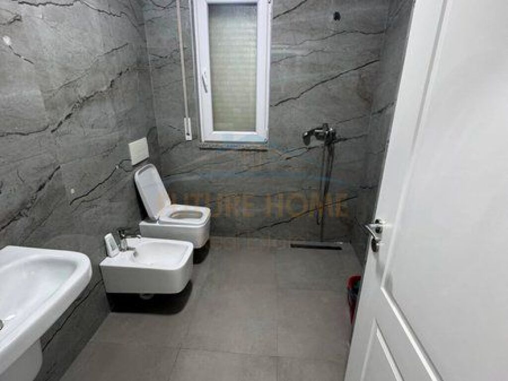 Qera, Apartament 2+1+2, Vila L 2, Unaza e Re