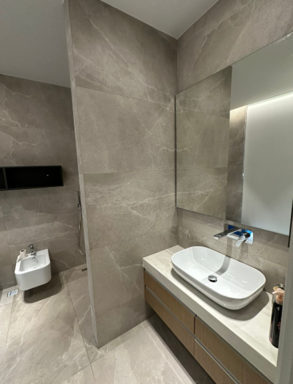 Luxury Villa for Sale – Roses Residence, Farkë e Vogël