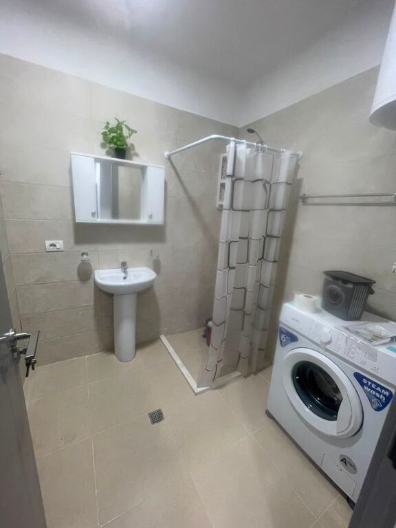 In affitto 2+1+2,📍Via Sadaudin Bekteshi, alla fine di Via 5 Maji