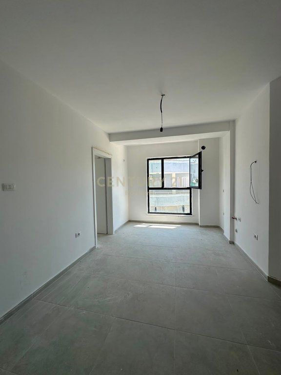 Apartment 1+1 for sale in Mali i Robit !