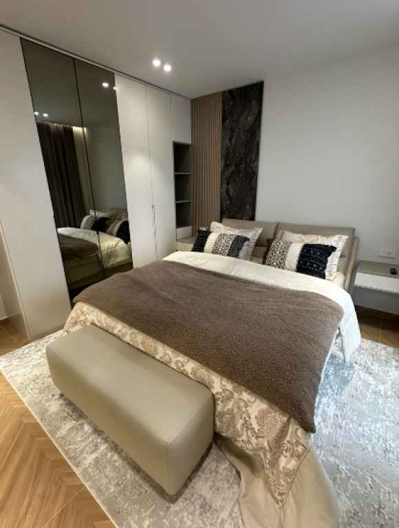 Luxury Villa for Sale – Roses Residence, Farkë e Vogël