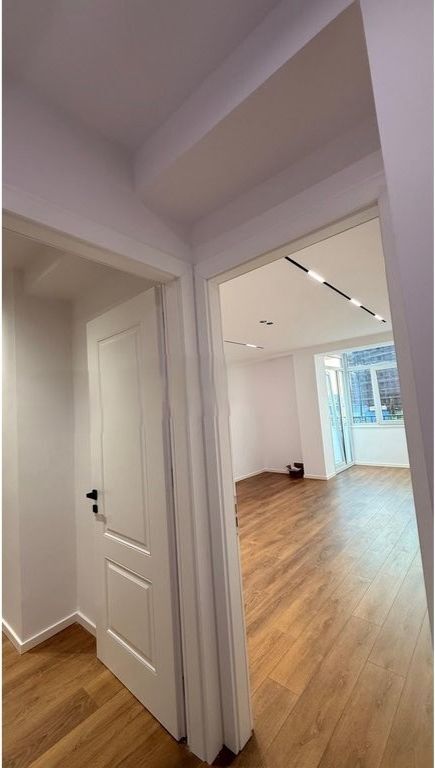 Shitet Apartament 1+1 21 Dhjetori