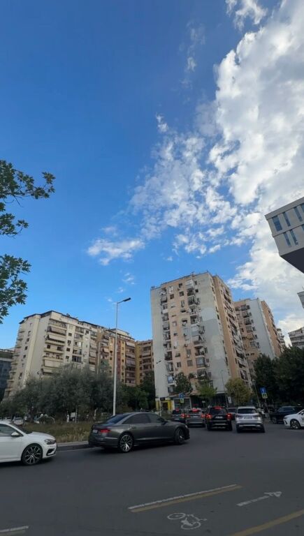 ✅VENDESI - Appartamento 2+1+2 presso il Comune di Parigi
