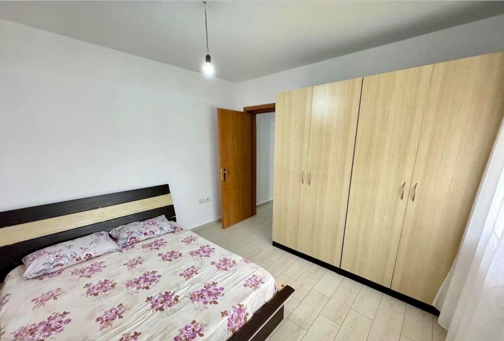 Apartament 2+1, Kthesa e Kamzes!
