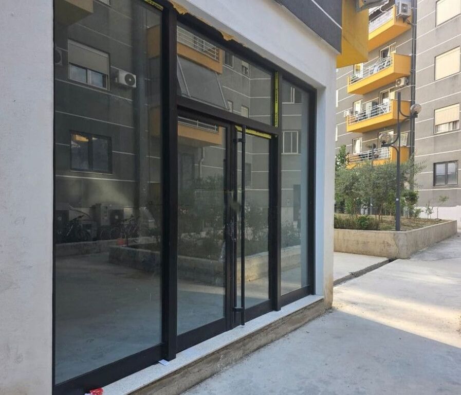 Commercial space for sale at Tom Doshi residence