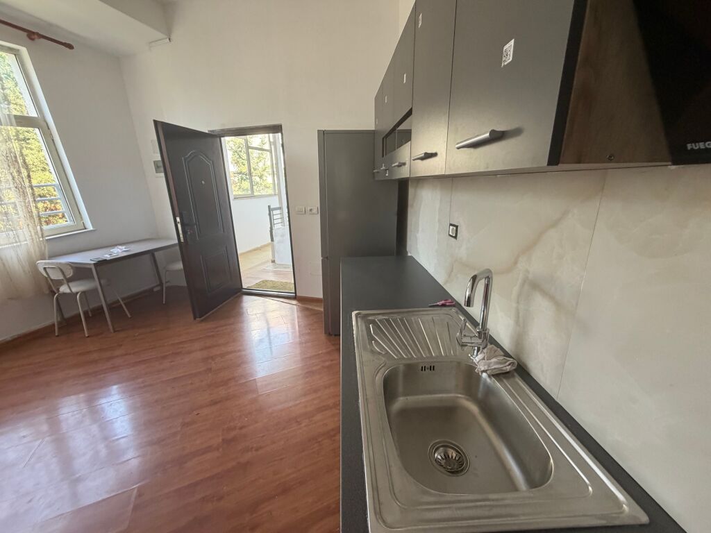 1+1,furnished zoological garden,450 euro
