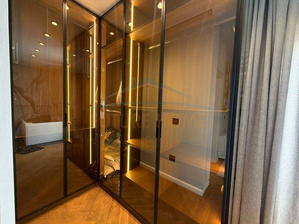 Shitet, Apartament 2+1+2, Liqeni i Thatë,Tiranë