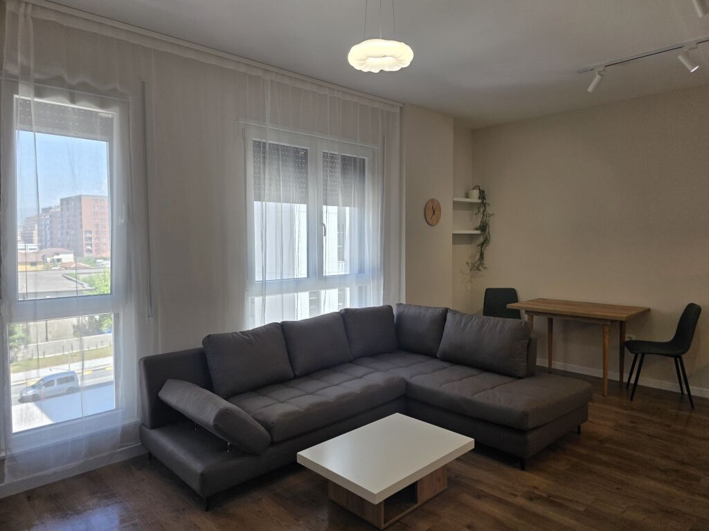 Apartament 1+1 per qera 5 Maji !