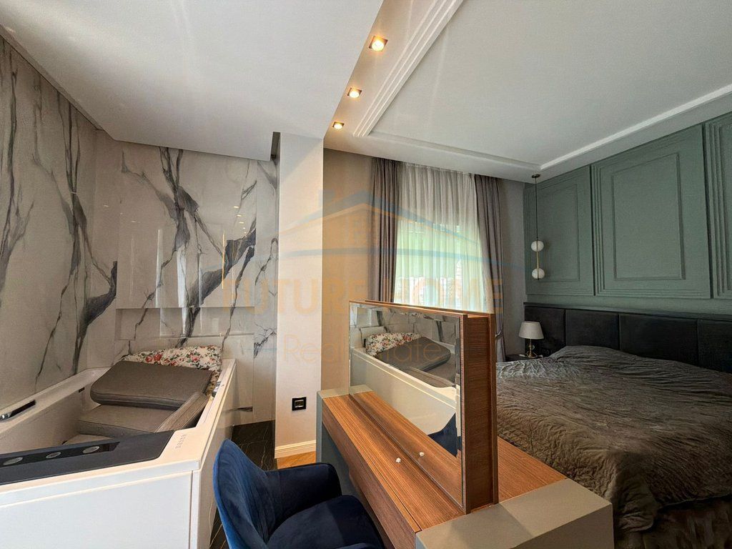 Shitet, Apartament 2+1+2, Liqeni i Thatë,Tiranë