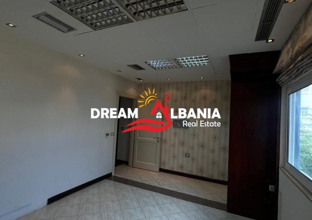 Shitet Apartament te Mine Peza prane Prokuroris  3+1 (ID4131506)
