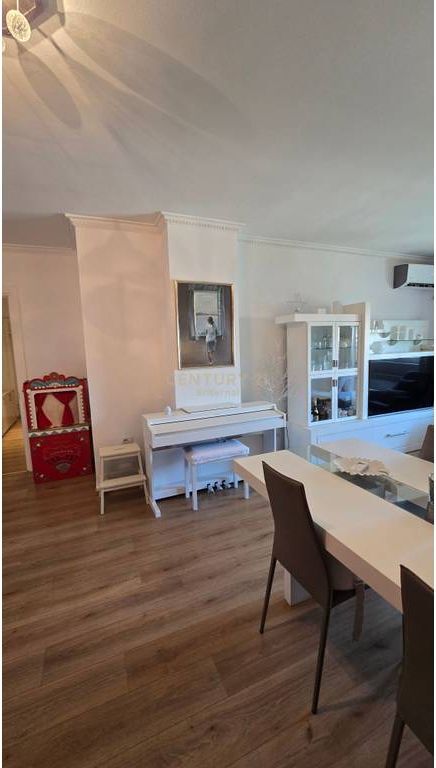 Apartment 2+1+ parking space for sale at Air Albania Stadium