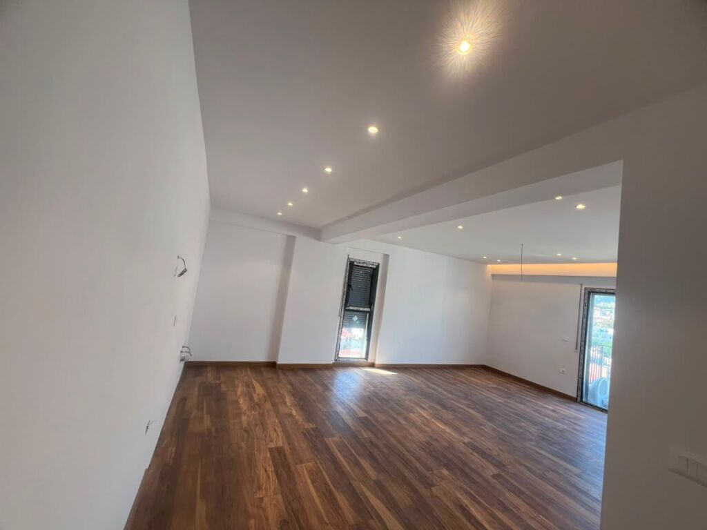 🏢Apartment 2+1 for sale in Benghazi, near the Clan Roundabout – Ready to move in!