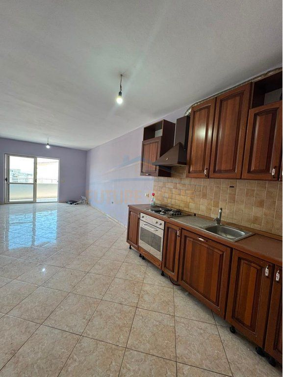 SHES APARTAMENT 1+1,RRUGA SHEFQET KUKA,FRESK