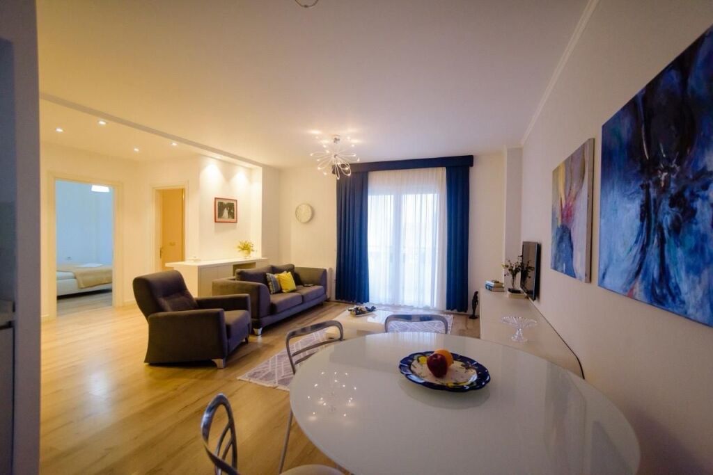 Qera | Apartament 2 + 1 Ministria e Jashtme | 900 €/muaj