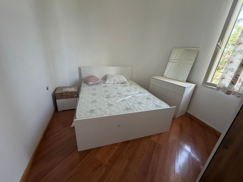 1+1,furnished zoological garden,450 euro