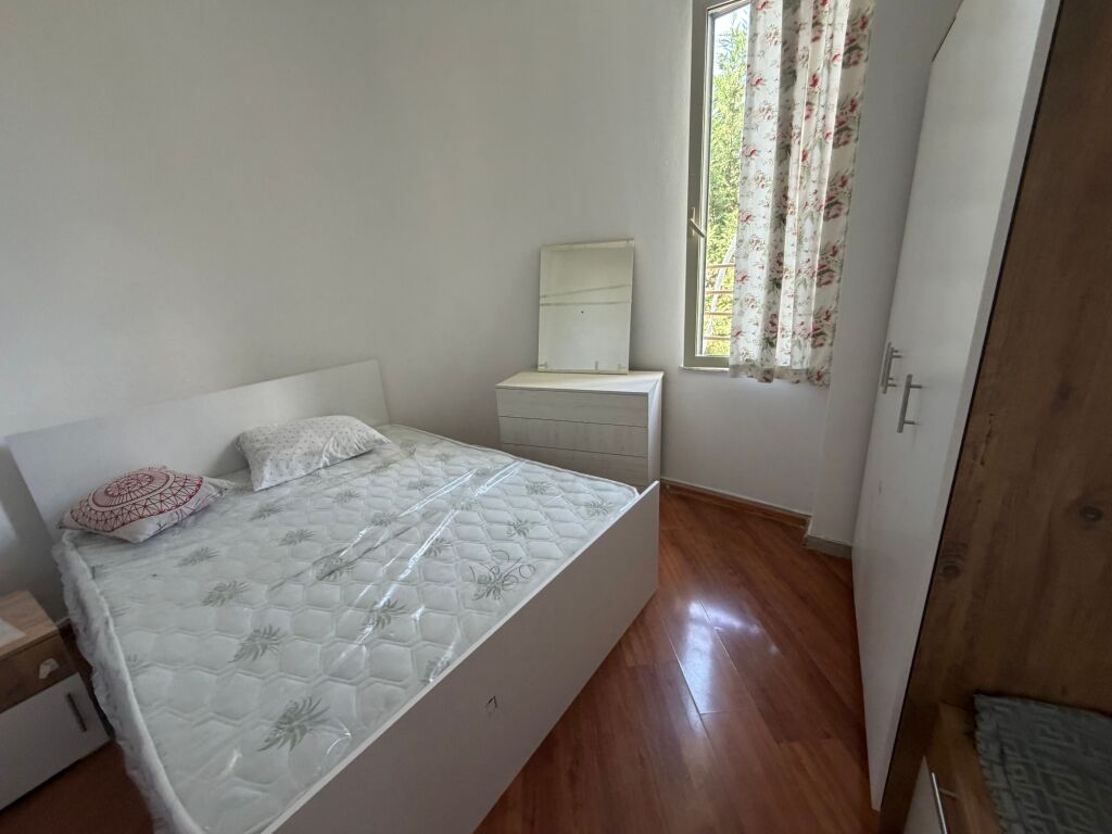 1+1,furnished zoological garden,450 euro
