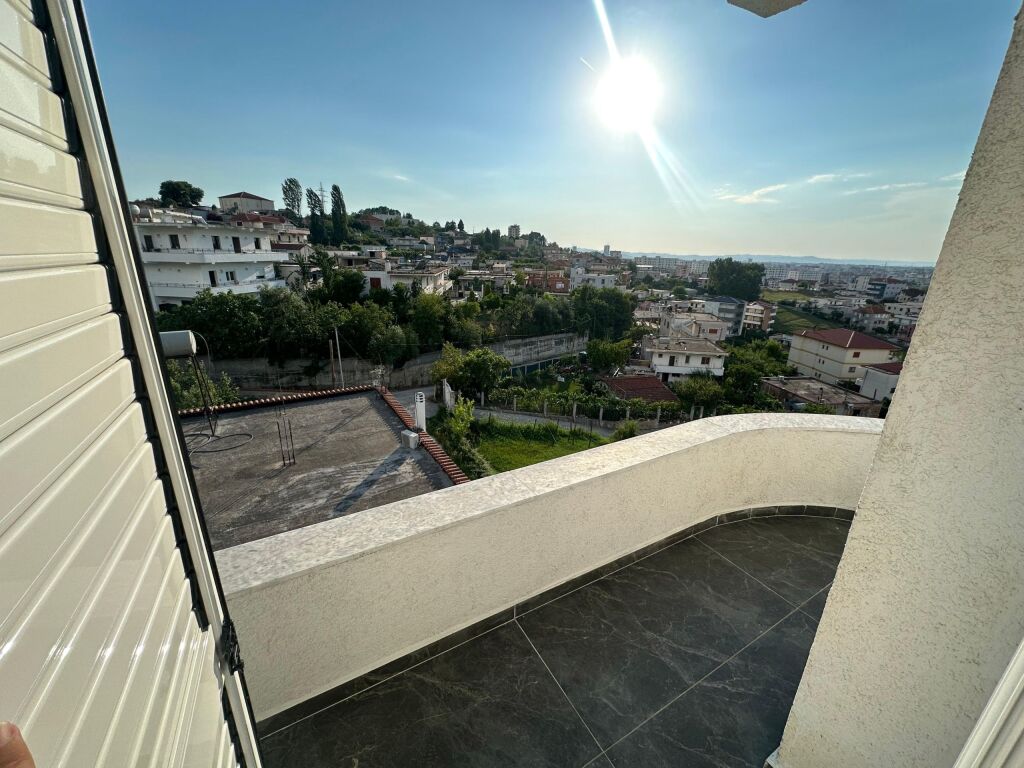Rent | Vilë 1 + 1 | Rruga Sejdi Avdia | 300 €/month