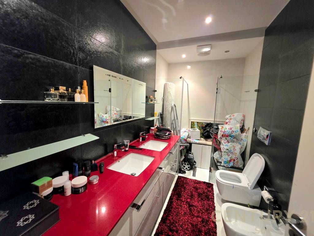 DUPLEX/PENTHOUSE FOR SALE NEAR THE ARTIFICIAL LAKE